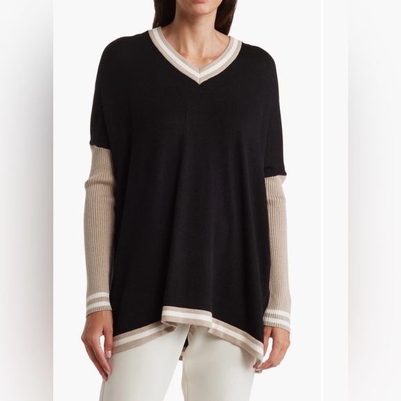 NEW Joseph A Woman’s V-Neck Sweater - Picture 2 of 4